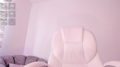 Nia online show from 02.11.25