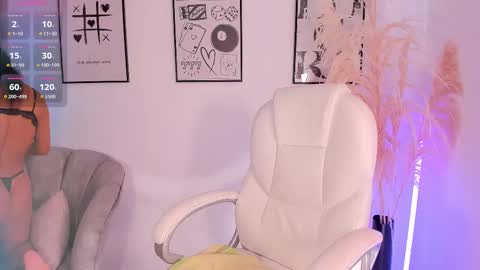 Nia online show from 09.17.25