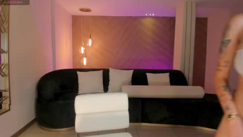 SQUIRTER DOLL    online show from 12.14.24