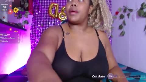 Snapshot of niawk_ chatting on 10.10.25 Niawk online show from 10.10.25