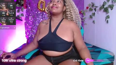 Snapshot of niawk_ chatting on 10.11.25 Niawk online show from 10.11.25