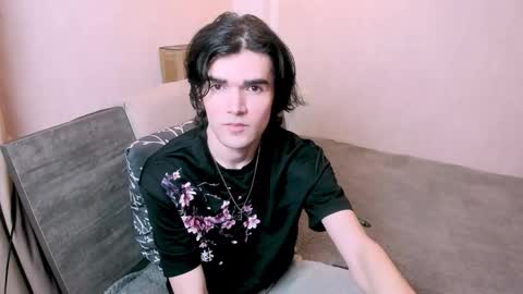 Snapshot of nic_ky chatting on 10.24.25 Nick PVT is open FanslyTwitter - Nic kycb online show from 10.24.25