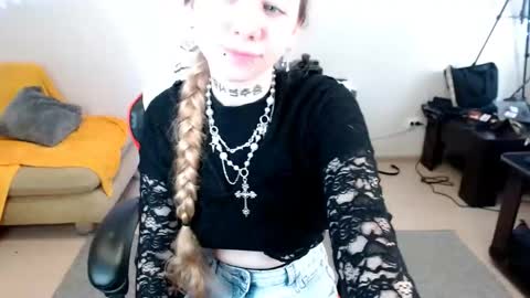 nica_kawaii online show from 03.11.26