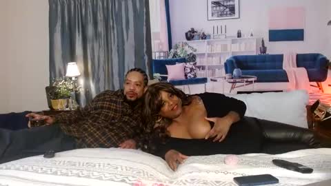 Snapshot of niceandsavvy chatting on 01.19.25 NICE AND SAVVY online show from 01.19.25