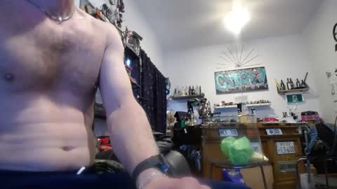 Snapshot of niceasscammo69 chatting on 09.27.25 niceasscammo69 online show from 09.27.25