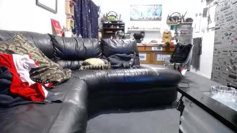 Snapshot of niceasscammo69 chatting on 11.07.25 niceasscammo69 online show from 11.07.25