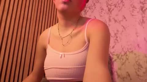 Snapshot of nicecherry_ chatting on 11.22.25 Michell online show from 11.22.25