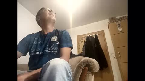 Snapshot of nicefuck0077 chatting on 10.18.25 nicefuck0077 online show from 10.18.25