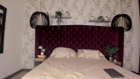 Snapshot of nick_torn chatting on 10.02.25 Nick online show from 10.02.25