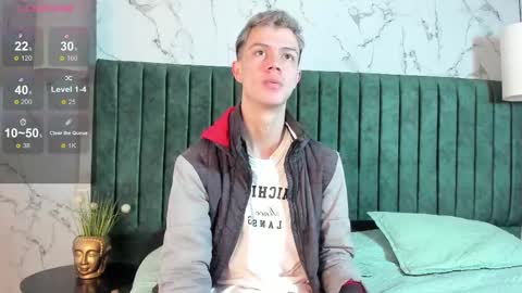 Snapshot of nick_torn chatting on 10.30.25 Nick online show from 10.30.25