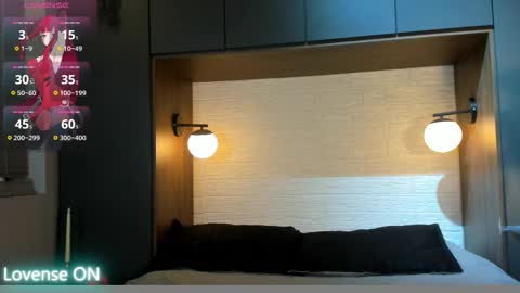 Snapshot of nick_torn chatting on 11.02.25 Nick online show from 11.02.25