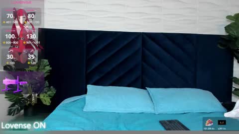 Snapshot of nick_torn chatting on 11.12.25 Nick online show from 11.12.25