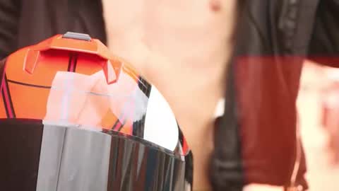 Snapshot of nick_torn chatting on 11.30.25 Nick online show from 11.30.25