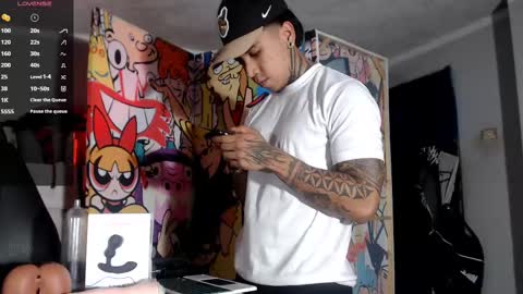 Nickhot0609 online show from 02.12.25