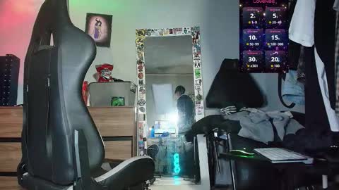 Nickhot0609 online show from 11.24.25