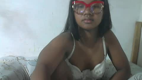 Snapshot of nickiqqyuu chatting on 06.18.26 nickiqqyuu online show from 06.18.26