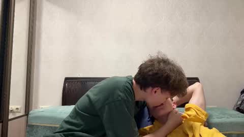 Snapshot of nickoxide chatting on 11.22.25 nickoxide online show from 11.22.25