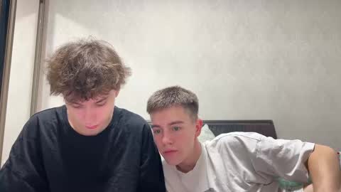 Snapshot of nickoxide chatting on 11.30.25 nickoxide online show from 11.30.25