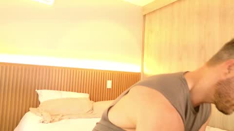 nickriverzxo online show from 10.25.25