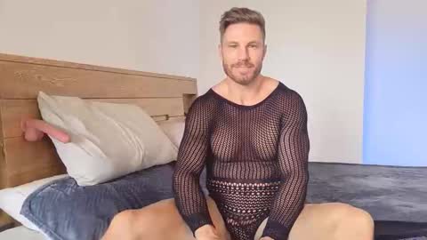 nickriverzxo online show from 06.10.26