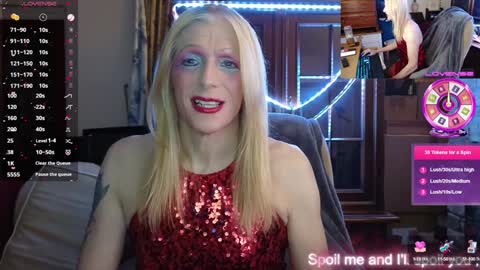 Snapshot of nicktu52 chatting on 12.24.24 nicktuuk online show from 12.24.24