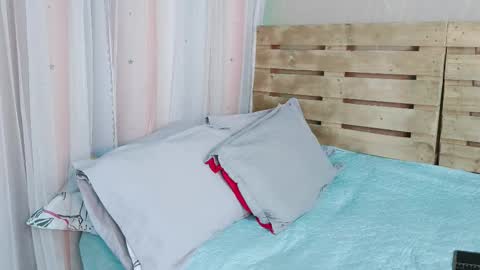 Snapshot of nicky_oli chatting on 02.11.25 nicky_oli online show from 02.11.25