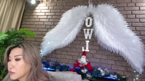 Today is my 41st birthday  And in 2 hours Im waiting for you on the stream Stock up on tokens and a good mood Nicky online show from 12.20.24