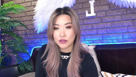 Today is my 41st birthday  And in 2 hours Im waiting for you on the stream Stock up on tokens and a good mood Nicky online show from 01.26.25