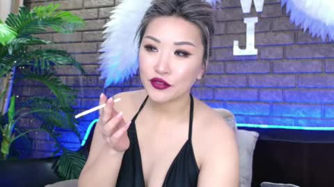 Today is my 41st birthday  And in 2 hours Im waiting for you on the stream Stock up on tokens and a good mood Nicky online show from 02.10.25