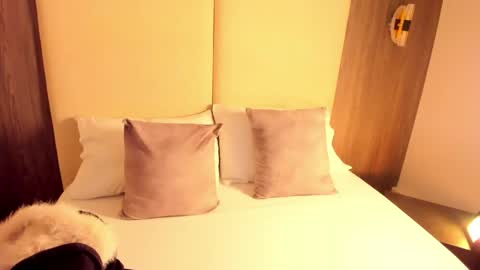 Nicky  online show from 04.22.26