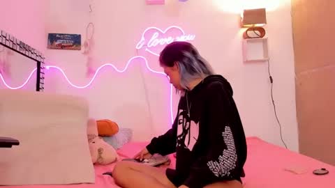 Snapshot of nicky_teem chatting on 12.20.24 nicky_teem online show from 12.20.24