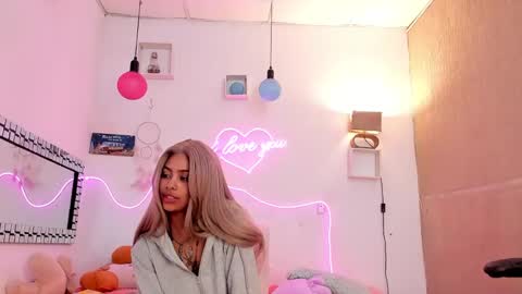 Snapshot of nicky_teem chatting on 03.06.25 nicky_teem online show from 03.06.25