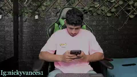 nicky online show from 10.25.25