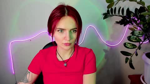 Snapshot of nicky_weekends chatting on 12.17.24 Nicky Weekends online show from 12.17.24