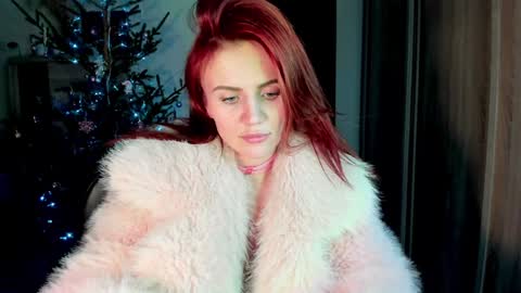 Snapshot of nicky_weekends chatting on 12.26.24 Nicky Weekends online show from 12.26.24