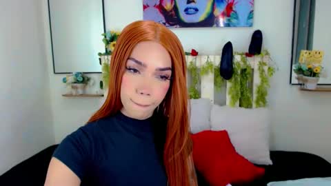 Snapshot of nickynoa chatting on 02.02.25 Nicky online show from 02.02.25