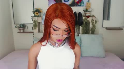 Snapshot of nickynoa chatting on 03.03.25 Nicky online show from 03.03.25