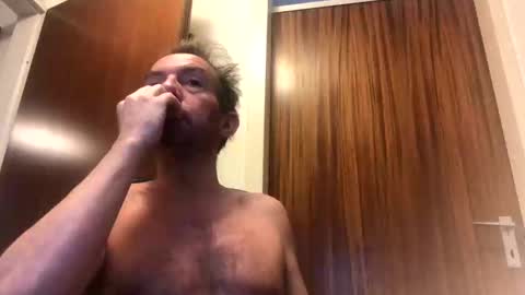 Snapshot of nico181969 chatting on 01.09.25 Nico online show from 01.09.25