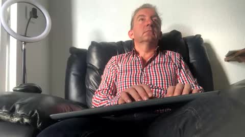 Nico online show from 11.17.25