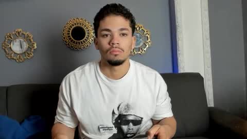 nico_blaze7 online show from 11.30.25