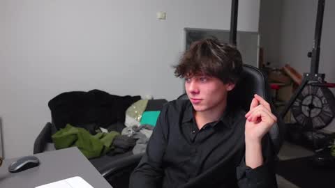 Snapshot of nico_domino chatting on 01.06.26 NICO DOMINO online show from 01.06.26