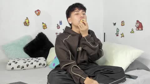 Nico  online show from 01.29.25