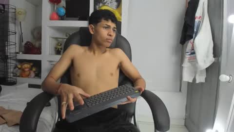 Snapshot of nico_viper_ chatting on 03.21.26 NICO online show from 03.21.26