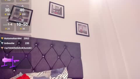 Snapshot of nicol_gil01 chatting on 12.24.24 Nicol online show from 12.24.24