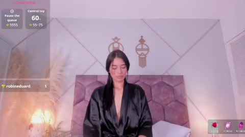 Nicol online show from 05.12.26