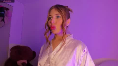 Nicol Gw online show from 01.12.26