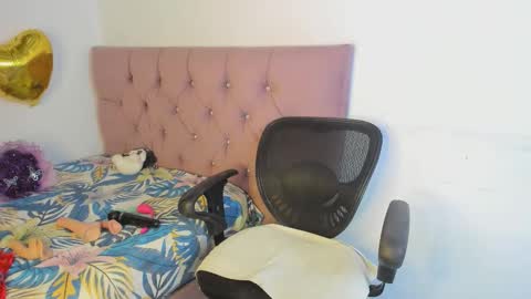 Nicol sanchez online show from 03.22.26