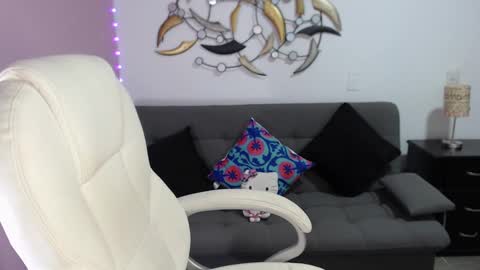 nicole Storm online show from 12.16.24