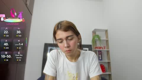 Nicol online show from 04.12.26