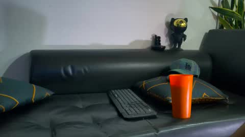 Nicolas online show from 11.05.25